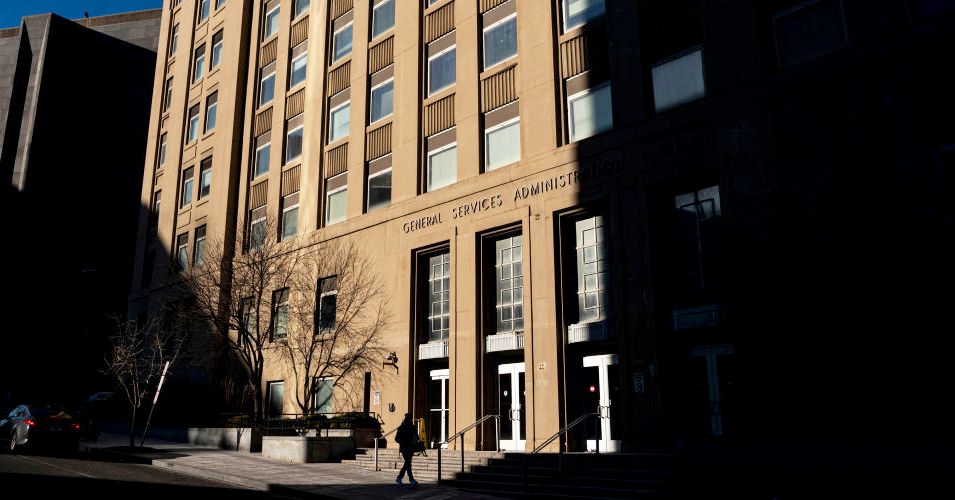 We Don’t Want an AI Demo, We Want Answers’: Federal Workers Grill Trump Appointee During All-Hands