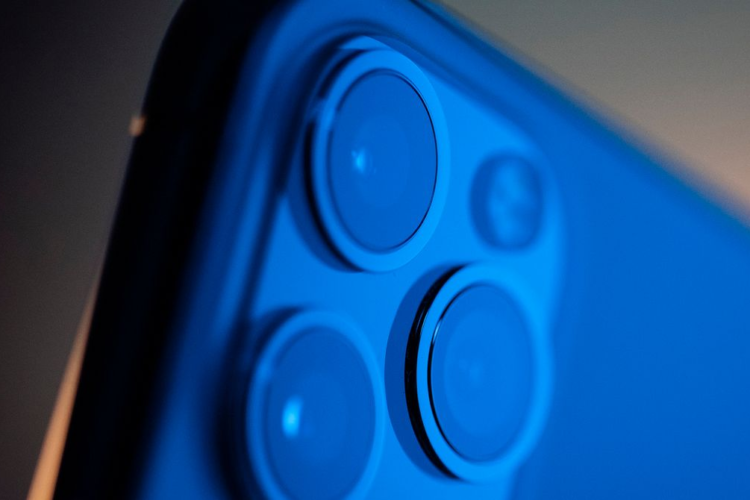 How Apple Is Making Your Older iPhone Run Faster and Stay Alive Longer